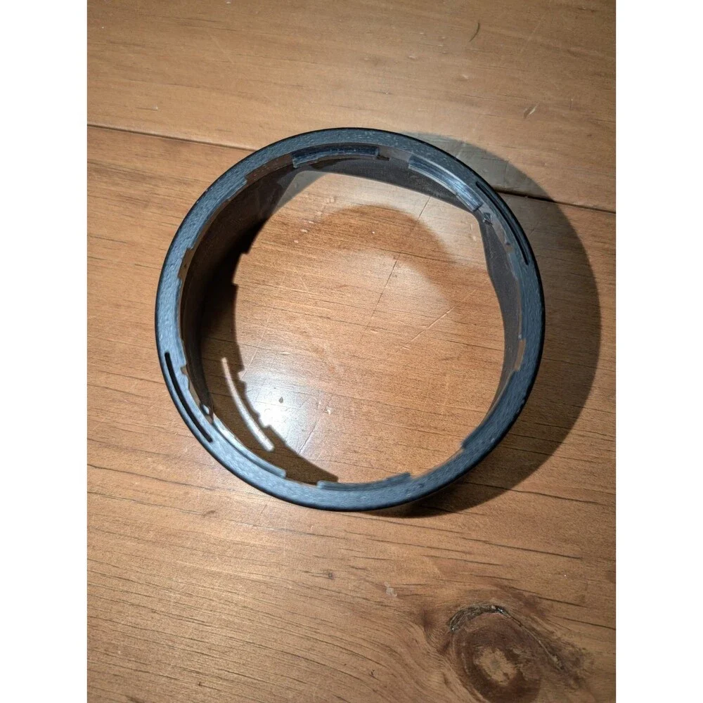 Nikon HB-32 Bayonet Lens Hood AF-S NIKKOR 18-135mm 18-140mm  ED - OEM Genuine